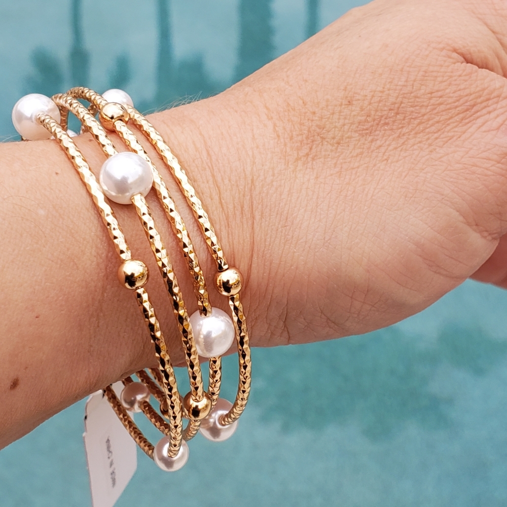TAHARI Hammered Gold Pearl Coil Bracelet Memory Wire Wrap Spiral Bangle Bypass - Picture 9 of 11